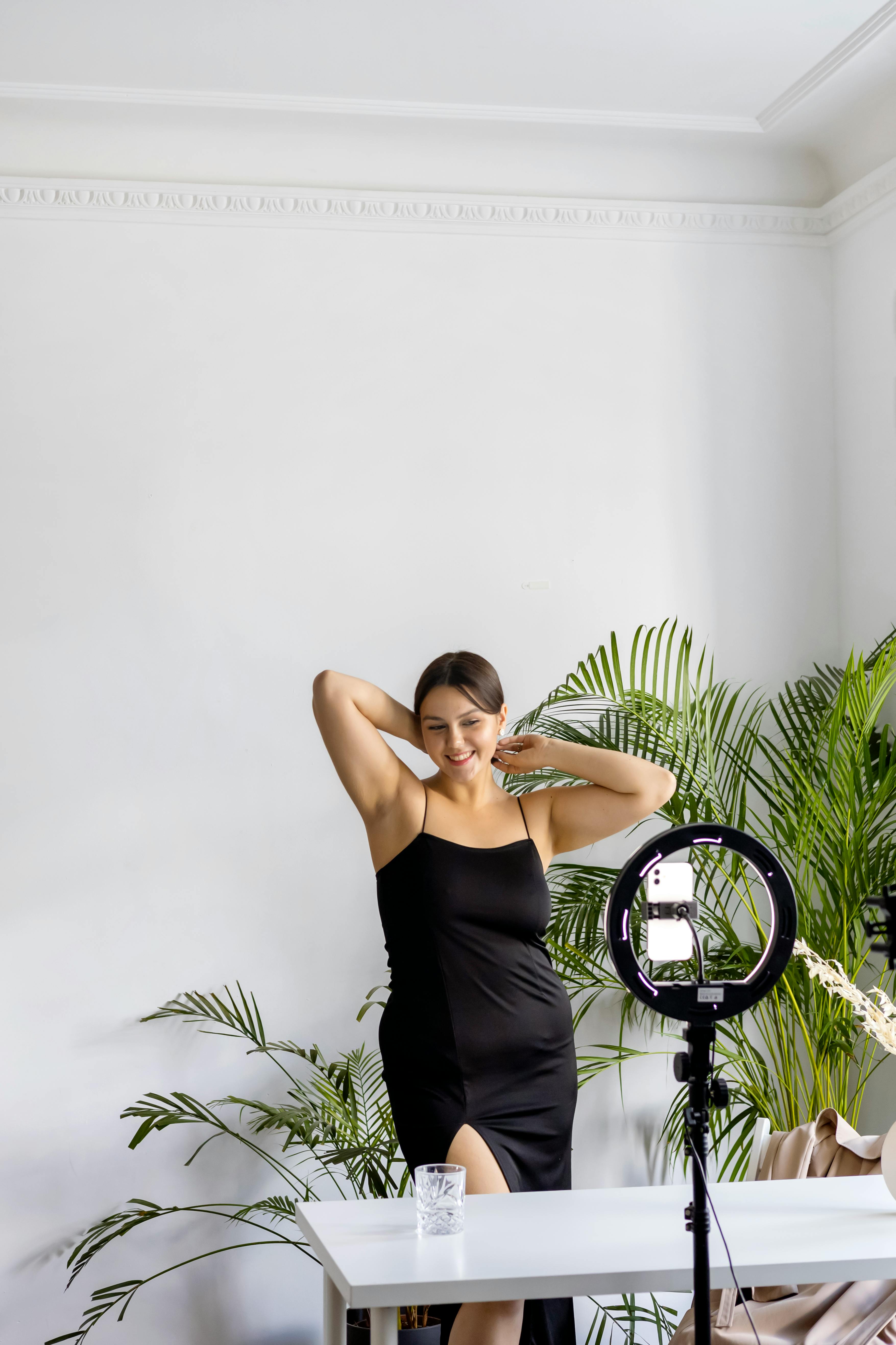 Practical Guide to Starting a Clothing Business in 2025