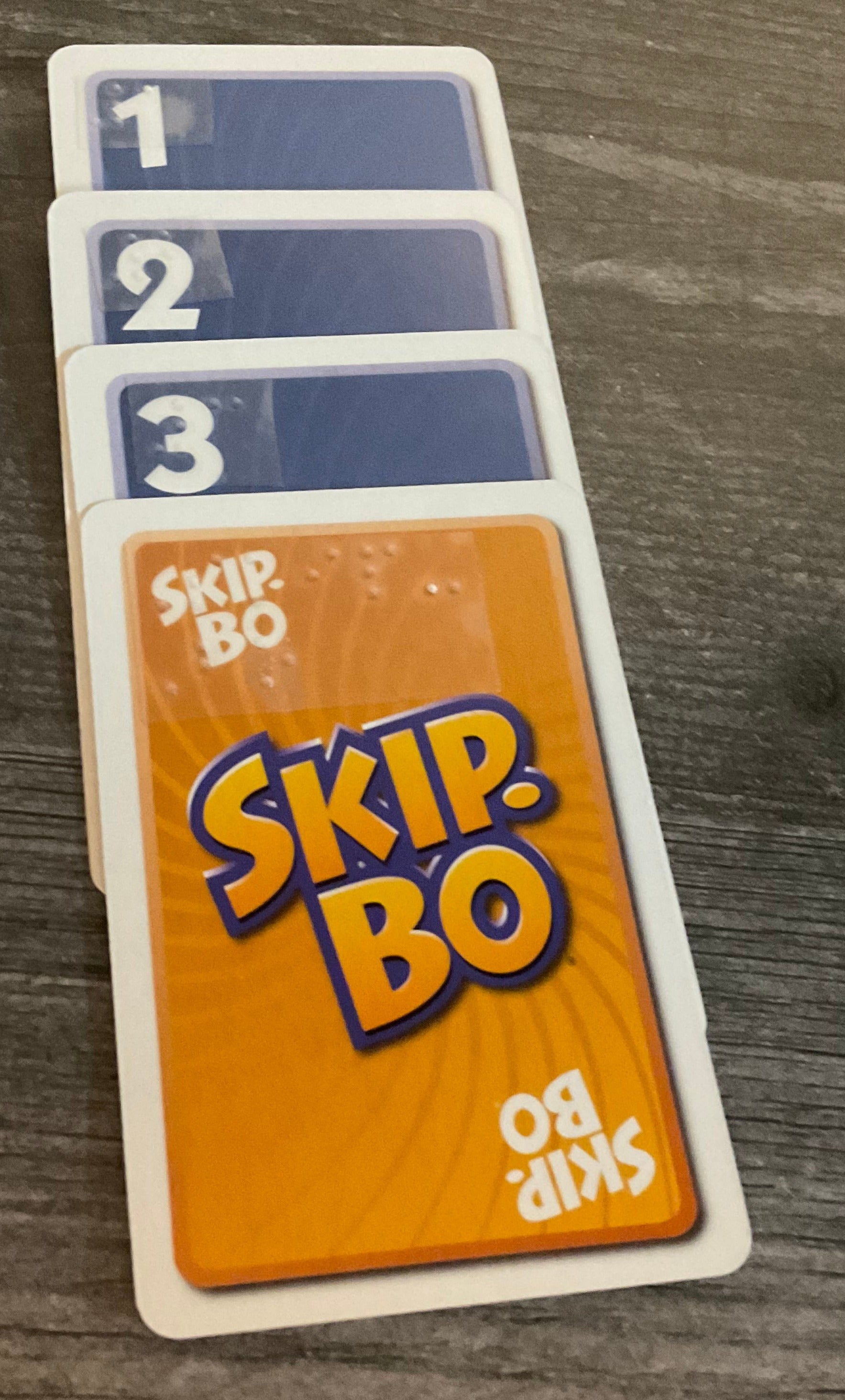 Tips for playing Skip-Bo